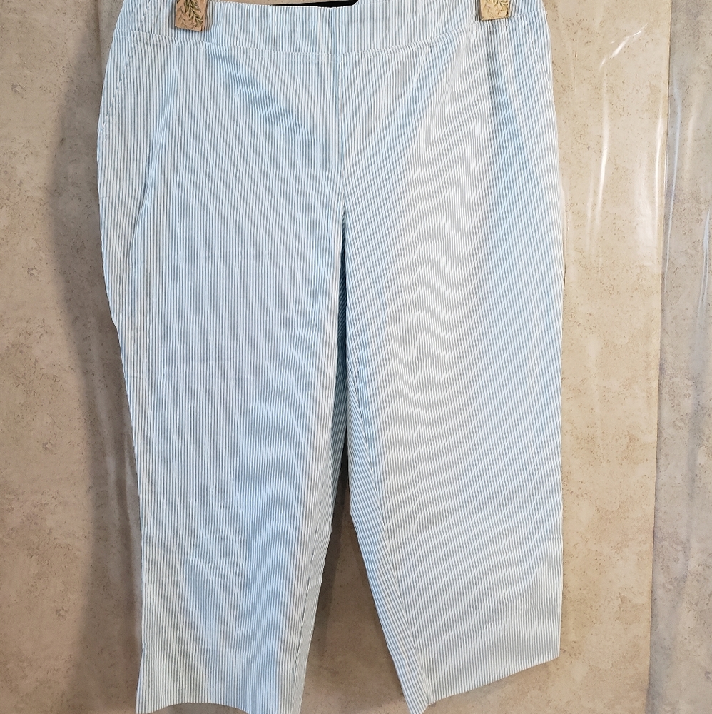 Carolina Belle Montreal White Blue Stripe Capri